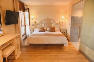 Hotel Villa de Vinuesa, 1 noche por 19€ en Buscounchollo