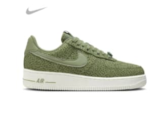 Baskets Nike Air Force 1 '07 Premium Safari Oil Green à 65€
