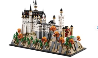 LEGO Architecture Slot Neuschwanstein voor €169 bij Proshop