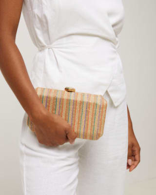 Bolso de fiesta pequeño efecto rafia por 12€