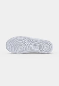 Nike Air Force 1 07 - Baskets basses pour 95,95€ chez Zalando