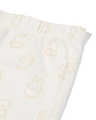 nijntje baby shortama beige voor €3 bij Hema