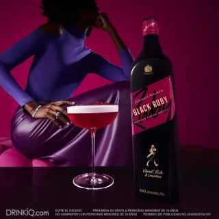 Johnnie Walker Black Ruby 750 ml por $705.90 en Amazon