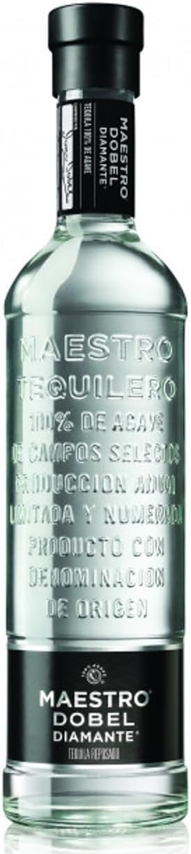 Tequila Maestro Dobel Diamante (700 ml) por $500 en Amazon