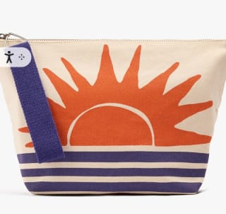 Parfois Bolso estilo sobre estampado por 10.99€.