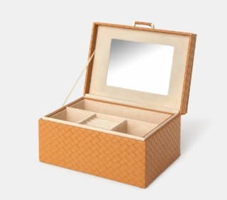 El Corte Inglés Joyero Trenzado por 17,95€.