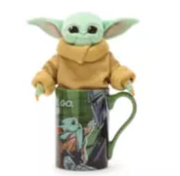 Diverse mokken met bijpassende mini bean bag voor €18 in de Disney Store