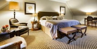 2 nachten logies ontbijt +1x 2-gangendiner in 5* slothotel Althoff Grandhotel Schloss Bensberg voor €199 p.p. via Travelcircus