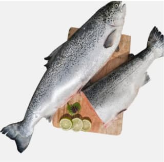 Salmón gordo entero o mitades a 8,90€ el Kilo en Gadis