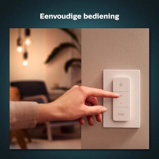 Philips Hue Dimmer Switch Draadloze schakelaar voor €17 bij Amazon