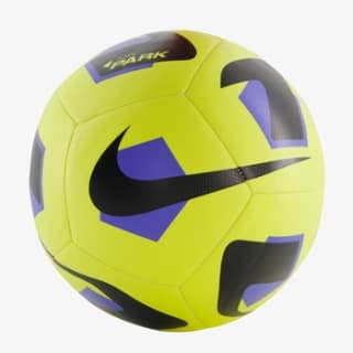 Diverse PUMA en Nike voetballen voor €5 bij Scapino