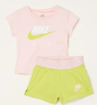 70% korting op kinderkleding van Adidas, Nike en meer bij de Bijenkorf