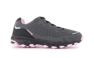 Zapatillas de montaña de mujer Summit Mountain PRO por 9,99€.
