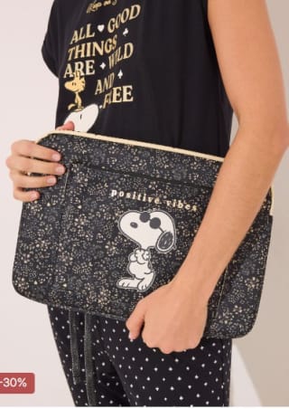 Women'secret Funda ordenador Snoopy neopreno por 13,99€