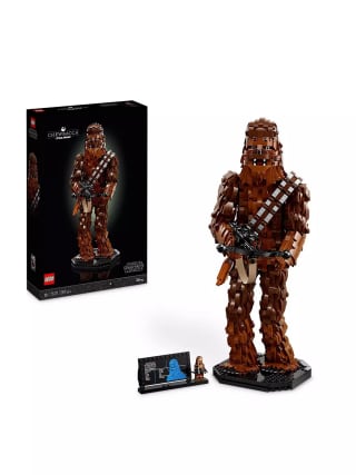 LEGO Star Wars Chewbacca / Marvel Captain America's Shield – £89.99