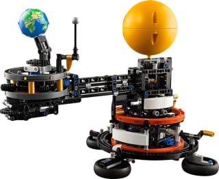 LEGO Technic de aarde en de maan in beweging voor €40,30 bij Amazon