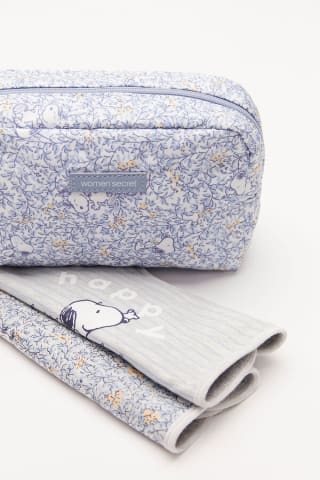 Pack 2 baberos Snoopy a solo 2,99€