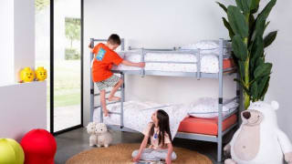 Stapelbed of tweepersoons Dualis bed voor 69 euro