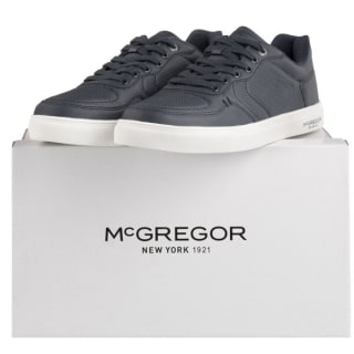 McGregor Dames en Heren sneakers voor €39,99 bij Kruidat