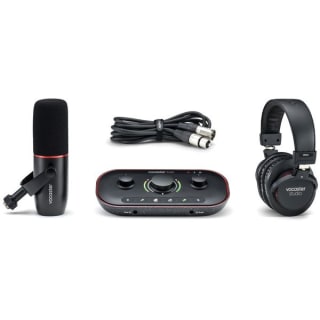 Focusrite Vocaster Two Studio - Audio interface podcasting set voor €98