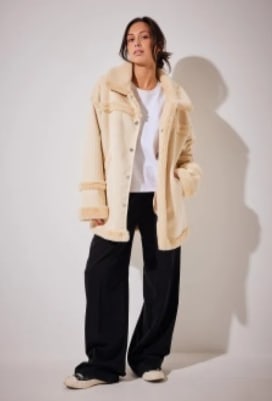 NA-KD Bonded Aviator jas (maat 40) voor €39,10 bij Bol