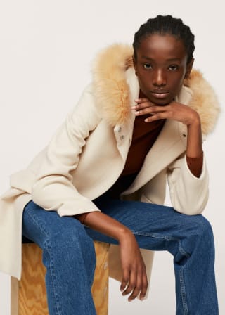 Abrigo de lana con capucha desmontable por solo 20,69€