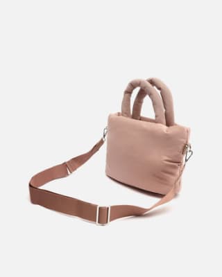 Bolso tote mediano en nylon acolchado con asa bandolera extraíble por 9€