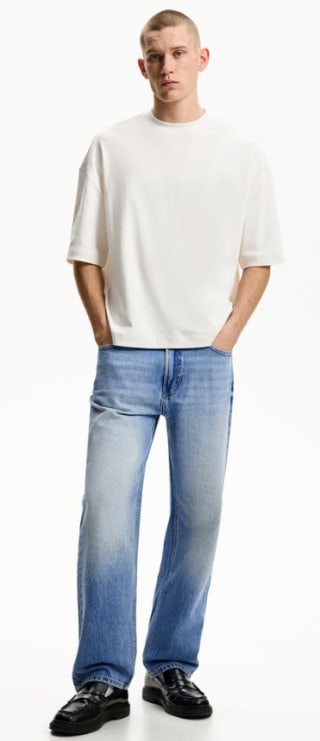 Jeans 90's straight por $449 | Descuento Bershka