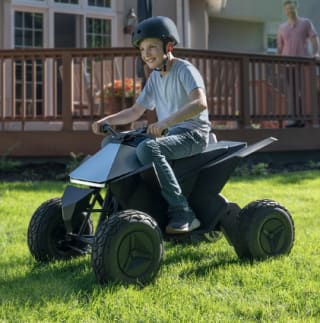 Cyberquad (kids) voor 1690 euro