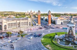 1 Noche+Desayuno+Detalle en pleno centro de la Ciudad Condal por 49€ por persona.