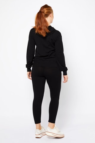 Dames Loungebroek voor €17.50 bij de Hema