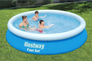 Bestway zwembad met pomp