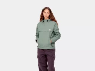 Cortavientos para Mujer CARHARTT WIP Nimbus Pullover Misty Sage por 80€