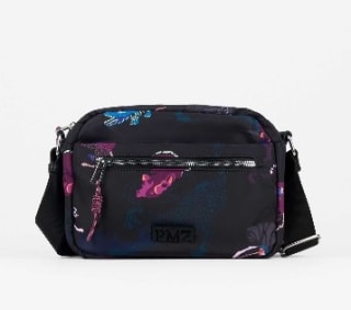 Bandolera nylon estampado animal por 15,99€.