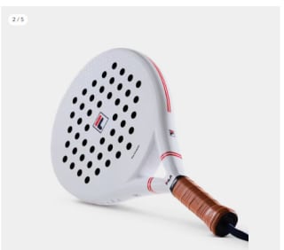 Pala de Pádel FILA The Inceptor Blanca Pala Vintage Fila de Control + Protector por 43.15€ (Cuenta Nueva 31.15€)