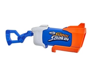Lanzador de agua Super Soaker Rainstorm Nerf por 6,99€.