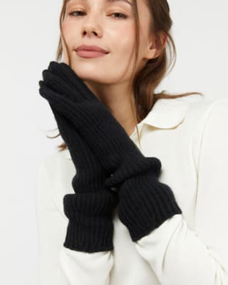 Guantes largos color negro por tan sólo 3€