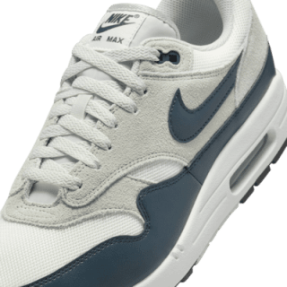 NIKE Air Max 1 (2 kleuren) voor €89,99 dmv code bij Nike
