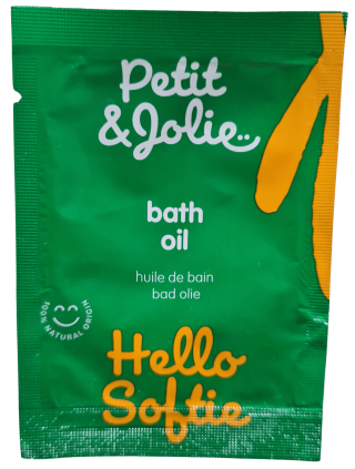 Gratis sample babyshampoo en badolie van Petit & Jolie
