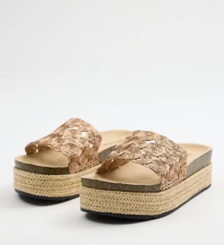 Sandalia pala con plataforma de yute a tan solo 6,99€