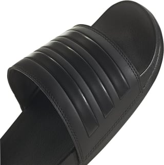 Adidas Adilette Comfort uniseks-volwassene slides voor €19,95 bij Amazon