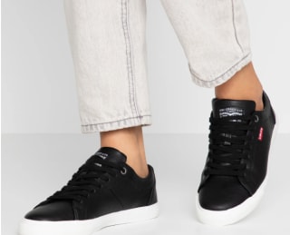 Levi's® Sneakers Woods W voor €25,46 dmv code bij Zalando