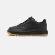 Nike Sportswear Sneakers laag 'AIR FORCE 1 '07 LV8' in Zwart voor €64,95 bij Zalando