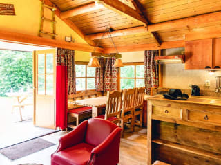 Weekend Slagharen (2 volwassenen+4 kids) voor 179 euro