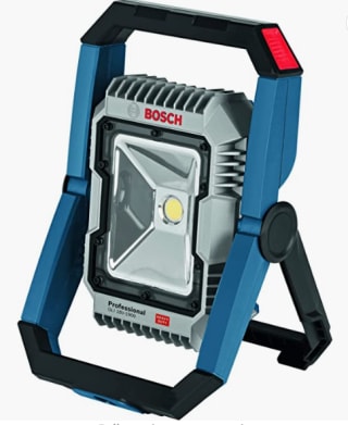Bosch 18V bouwlamp 1900 lumen voor €74,99 bij Amazon.nl