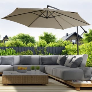 Hangende parasol met hoes voor €59,95 BIJ iBOOD