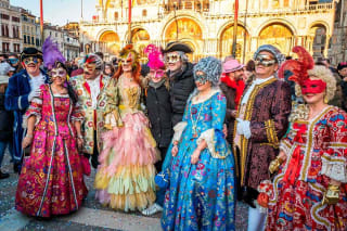 Venecia 4 noches en Carnaval con hotel + vuelos incluidos desde solo 103€