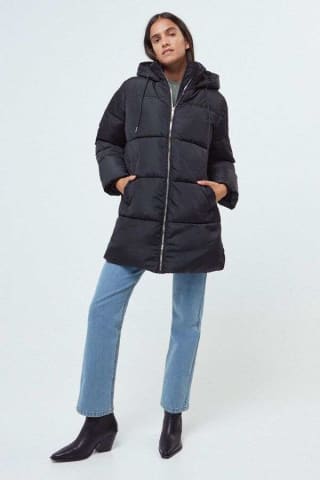 Plumífero capucha ajustable por 38,99€
