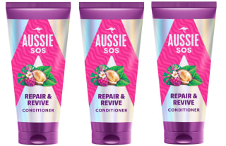 3 Botes de Aussie SOS Repair & Revive Acondicionador 200ml. Tu Pelo Seco, Estresado Y Dañado Será Más Suave, Liso E Hidratado. Previene Futuros Daños. Vegano por 9.86€