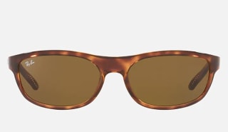 50% op diverse modellen zonnebrillen bij Ray-Ban